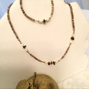 Natural Puka Shell Choker and Bracelet Pearl Amber